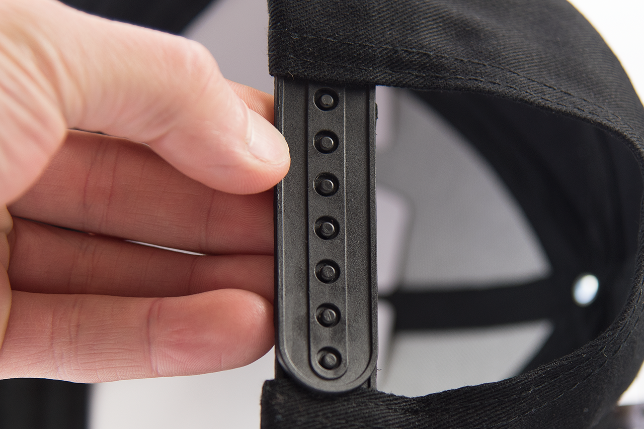 Omamaa Cap Autumn Foliage